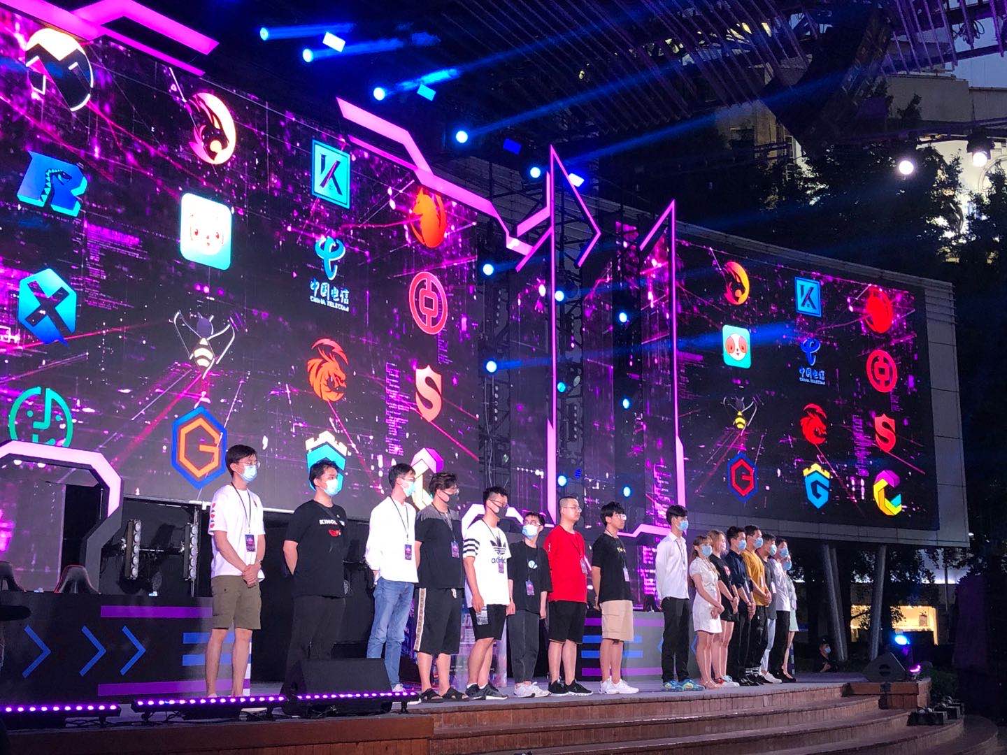 体育本台评论：中超判罚需要公平公正