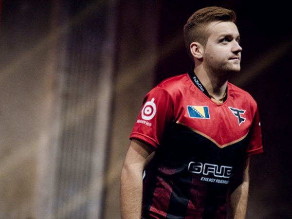 我们都年轻 我们都年轻